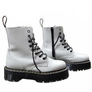 "Dr.Martens" Womens Sz.7, Mens Sz.6, Jaden lll Pisa Leather, Side Zip, Platform.